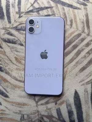 Apple iPhone 11 64 GB Purple