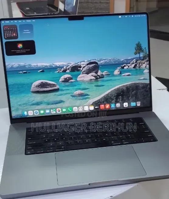 New Laptop Apple MacBook Pro 2021 M1 32GB Apple M1 Pro SSD 1T