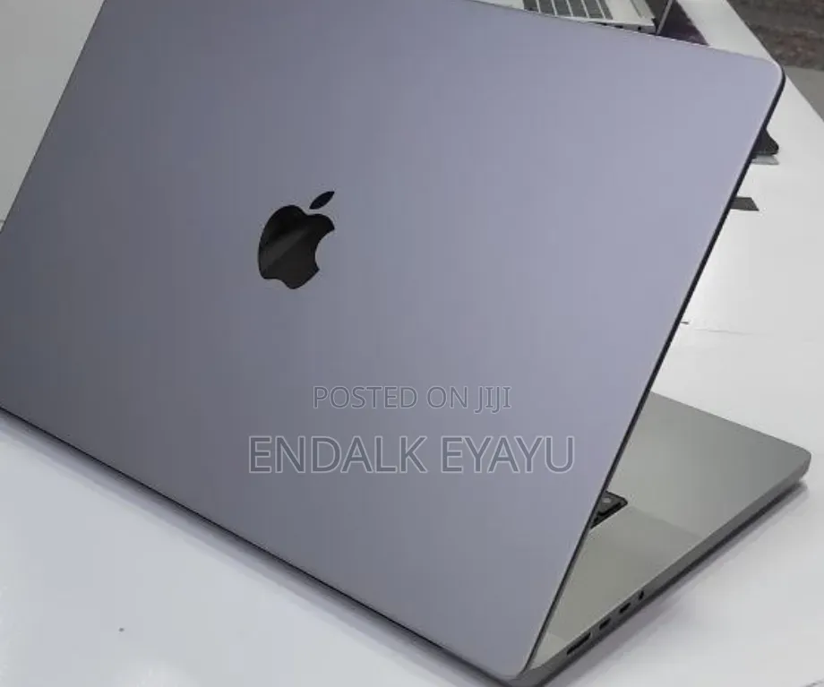 New Laptop Apple MacBook Pro 2021 M1 32GB Apple M1 Pro SSD 1T