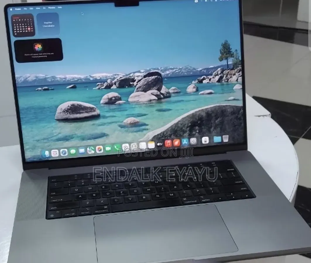 New Laptop Apple MacBook Pro 2021 M1 32GB Apple M1 Pro SSD 1T