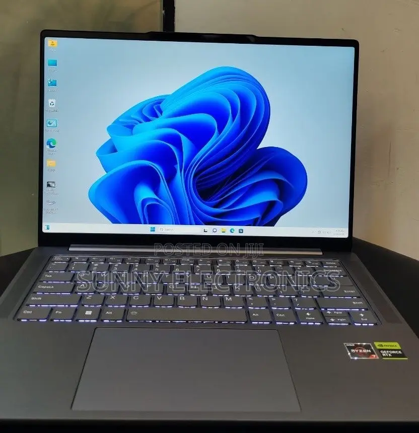 New Laptop Lenovo Yoga 3 16GB AMD Ryzen 7 SSD 512GB