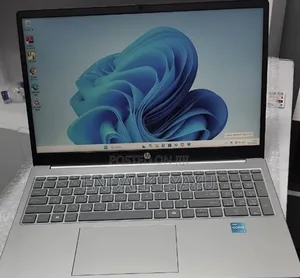New Laptop HP 8GB Intel Core i3 SSD 256GB