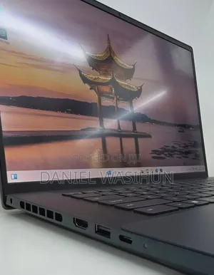 New Laptop Dell Inspiron 15 16GB Intel Core i7 SSD 512GB