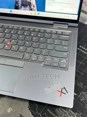 New Laptop Lenovo ThinkPad X1 Yoga 16GB Intel Core i7 SSD 512GB
