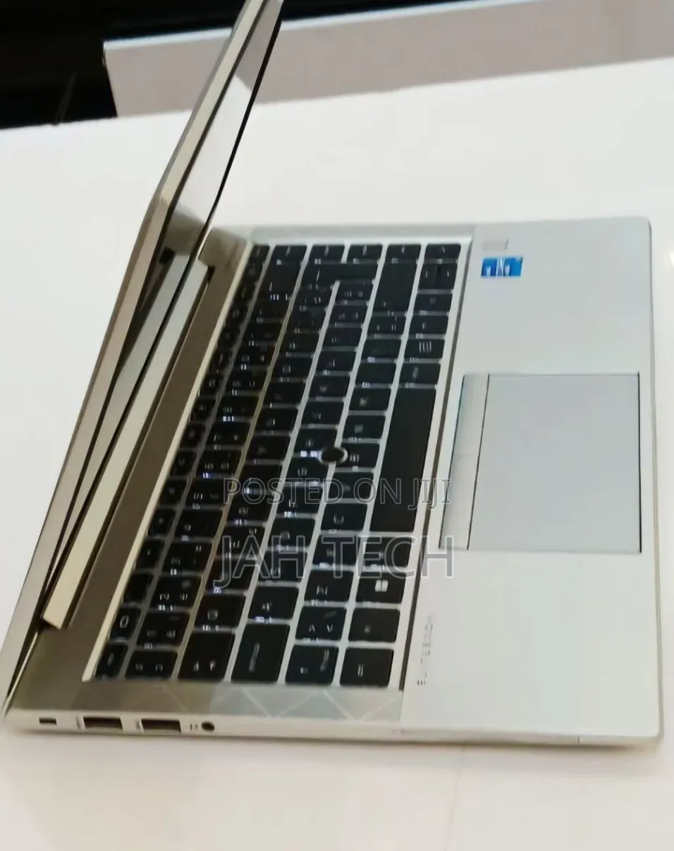 New Laptop HP EliteBook 840 G7 16GB Intel Core i5 SSD 512GB
