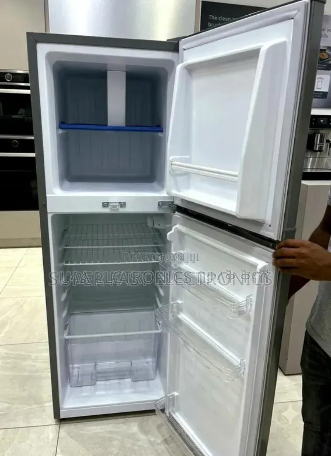 BOSS 270 Refrigerator