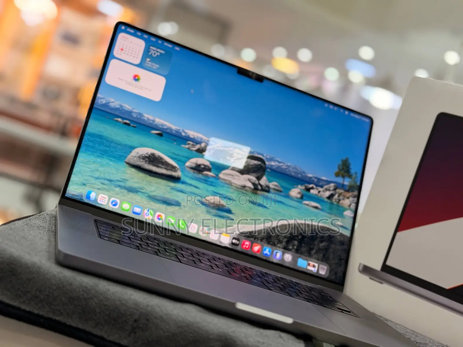 New Laptop Apple 16GB Apple M1 Pro SSD 512GB