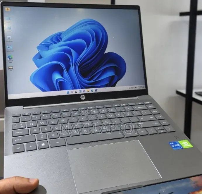 New Laptop HP Pavilion 14 16GB Intel Core i5 SSD 512GB