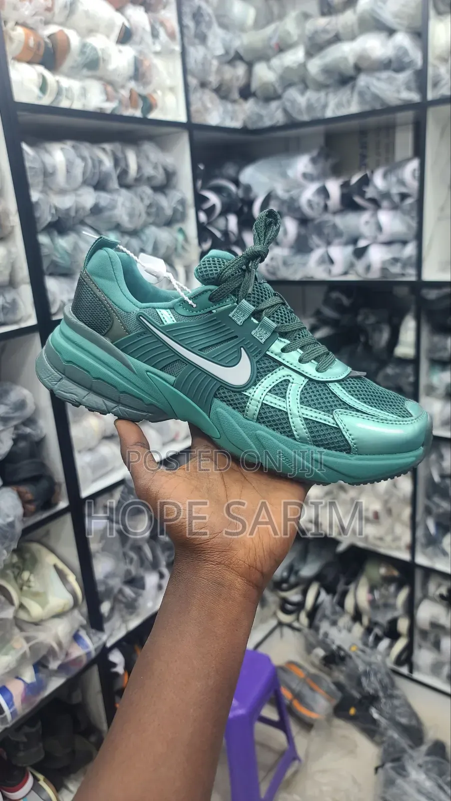Nike Zoom Vomero 5 Tech Runners