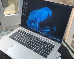 New Laptop HP EliteBook 840 G10 16GB Intel Core i7 SSD 512GB
