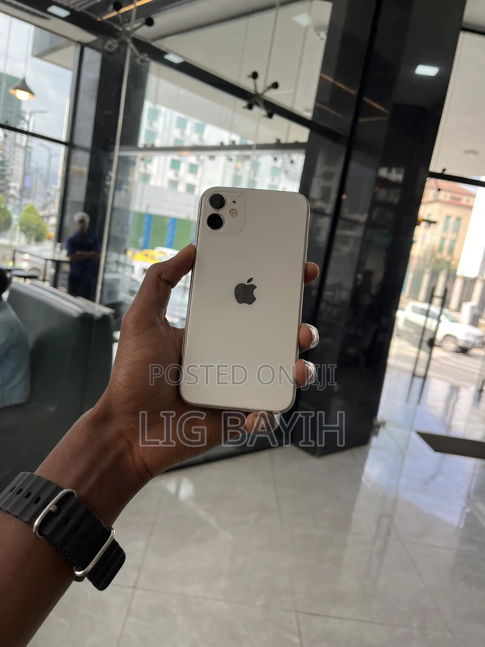 Apple iPhone 11 64 GB White
