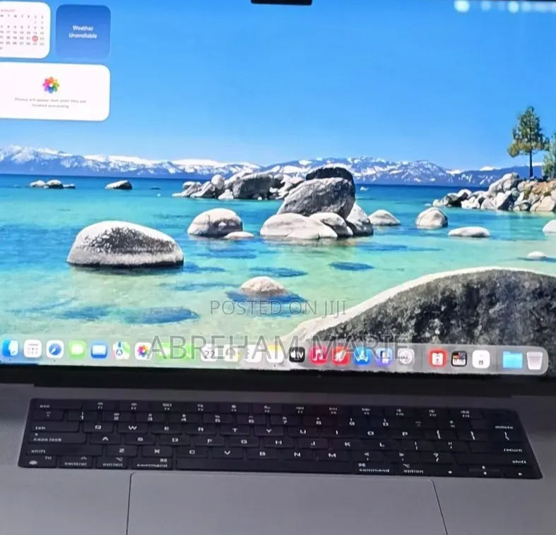 New Laptop Apple MacBook Pro 2021 M1 32GB Apple M1 Pro SSD 512GB