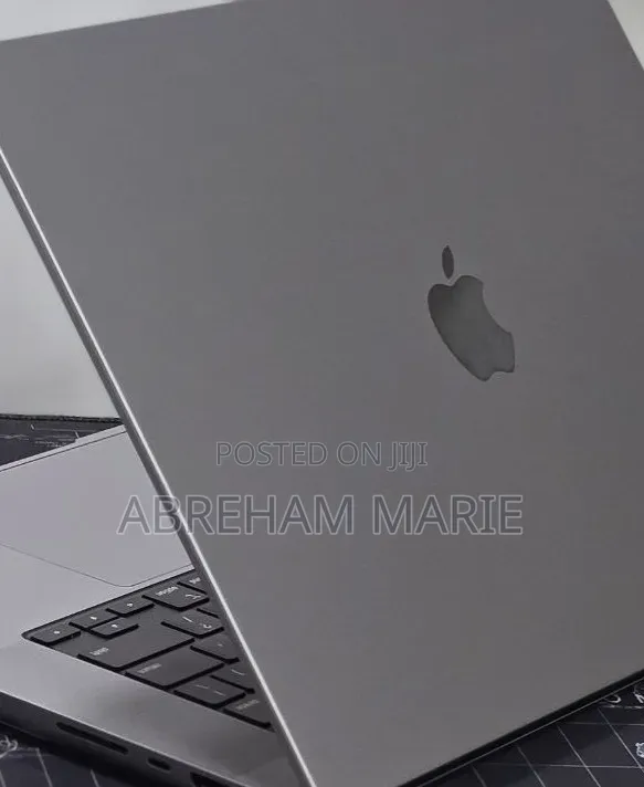 New Laptop Apple MacBook Pro 2021 M1 32GB Apple M1 Pro SSD 512GB