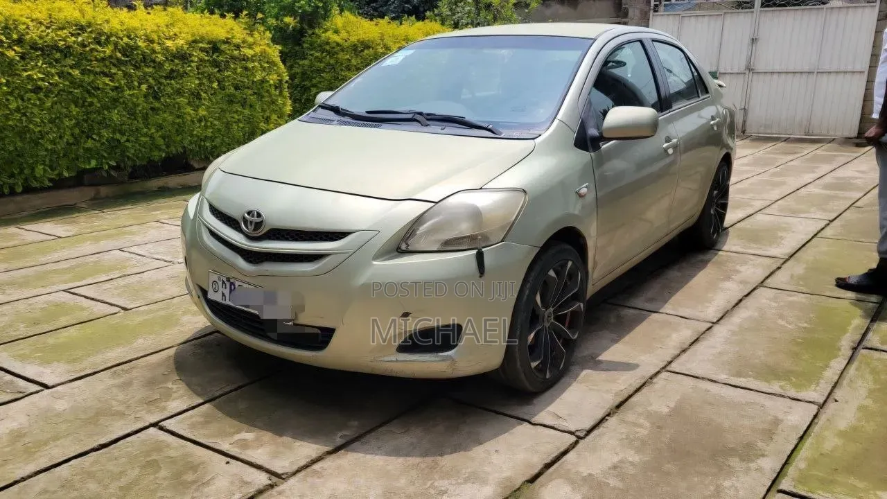 Toyota Belta 2010