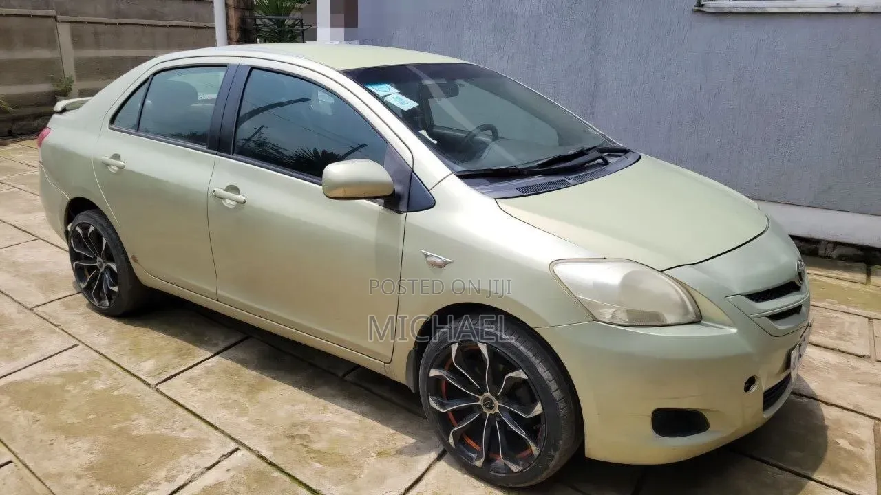 Toyota Belta 2010