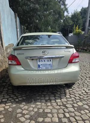 Toyota Belta 2010