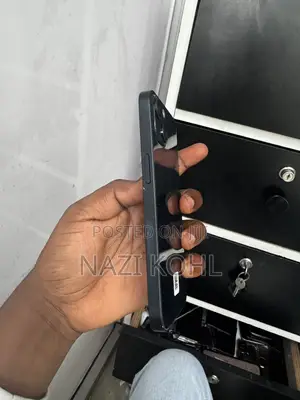 New Apple iPhone 13 128 GB Black