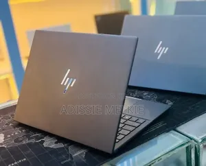 New Laptop HP Dragonfly G3 16GB Intel Core i7 SSD 512GB
