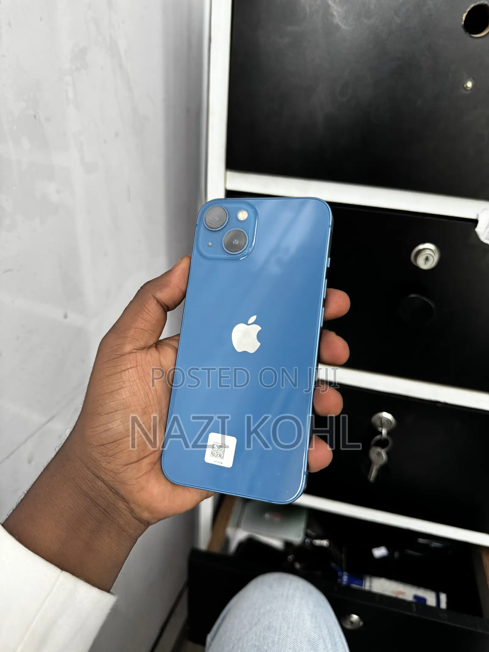 New Apple iPhone 13 128 GB Blue