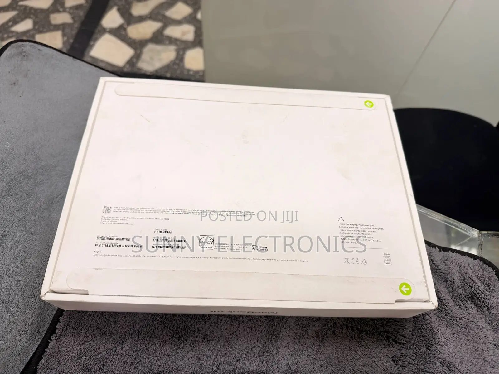 New Laptop Apple 24GB Apple M5 SSD 512GB