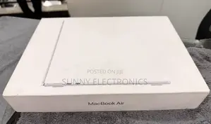 New Laptop Apple 24GB Apple M5 SSD 512GB