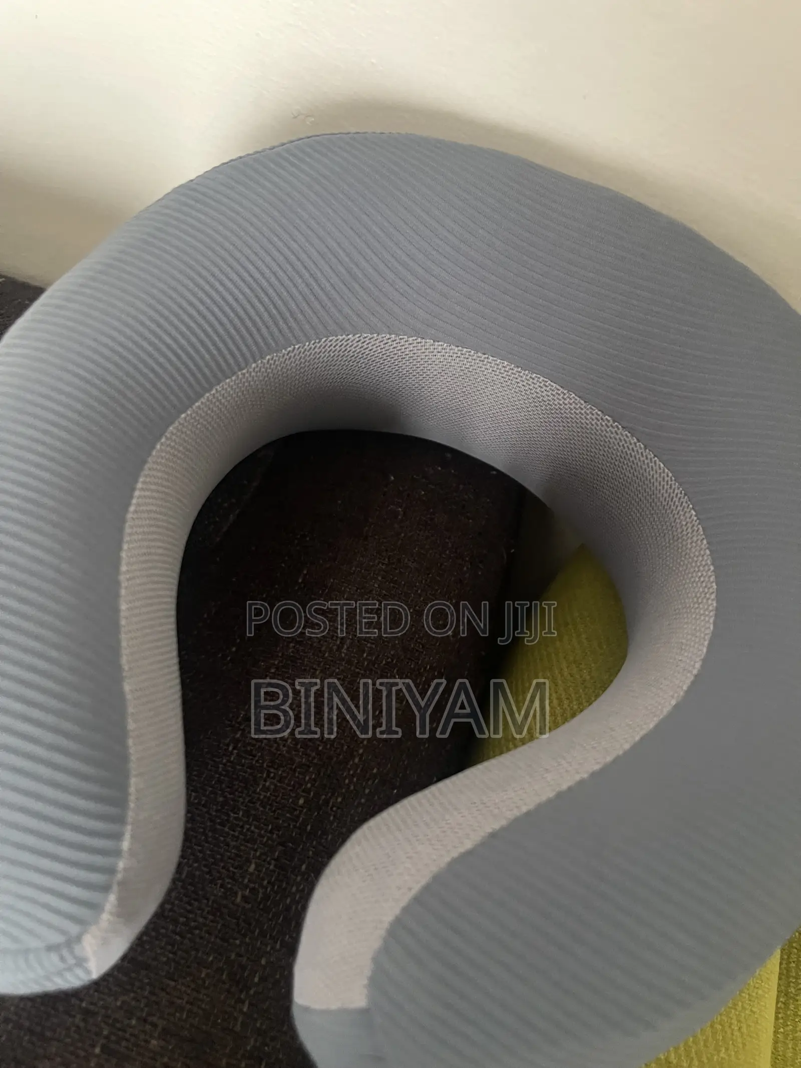 Minicute Travel Neck Pillow Comfortable, Soft Perfect for Flights!