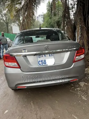 Suzuki Dzire 2022 Silver