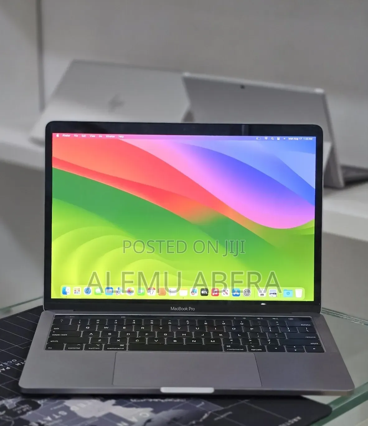 New Laptop Apple MacBook Pro 2020 M1 8GB Apple M1 SSD 256GB