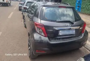 Toyota Yaris 2012 Black