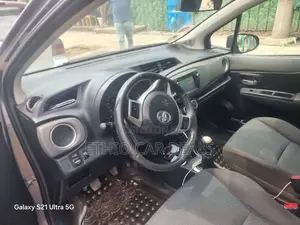 Toyota Yaris 2012 Black