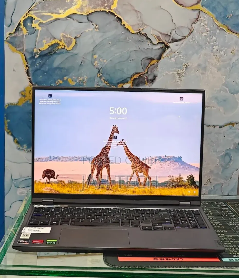 New Laptop Lenovo Legion 5 16GB AMD Ryzen 7 SSD 512GB
