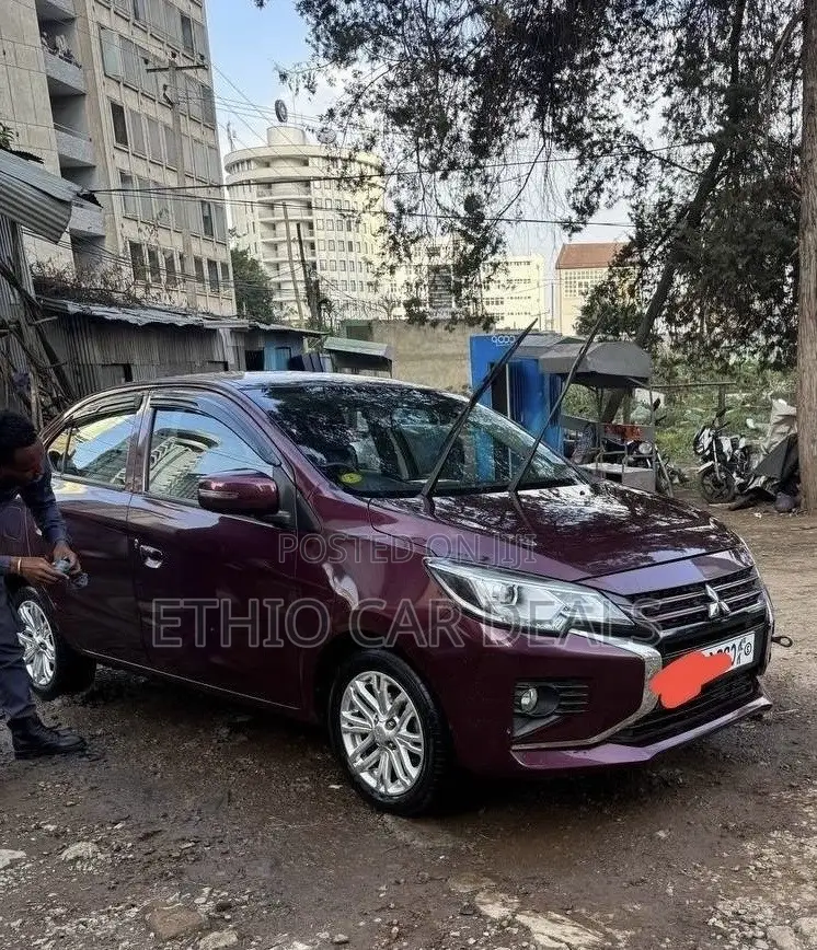 Mitsubishi Attrage 2021 Burgundy