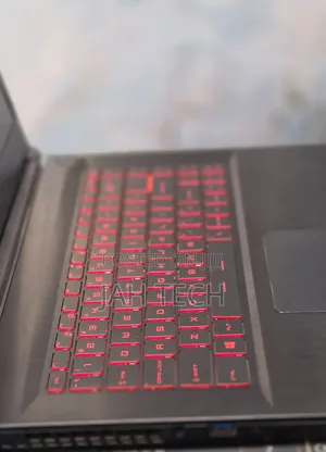New Laptop MSI GS65 Stealth Thin 8RF 16GB Intel Core i5 SSD 512GB