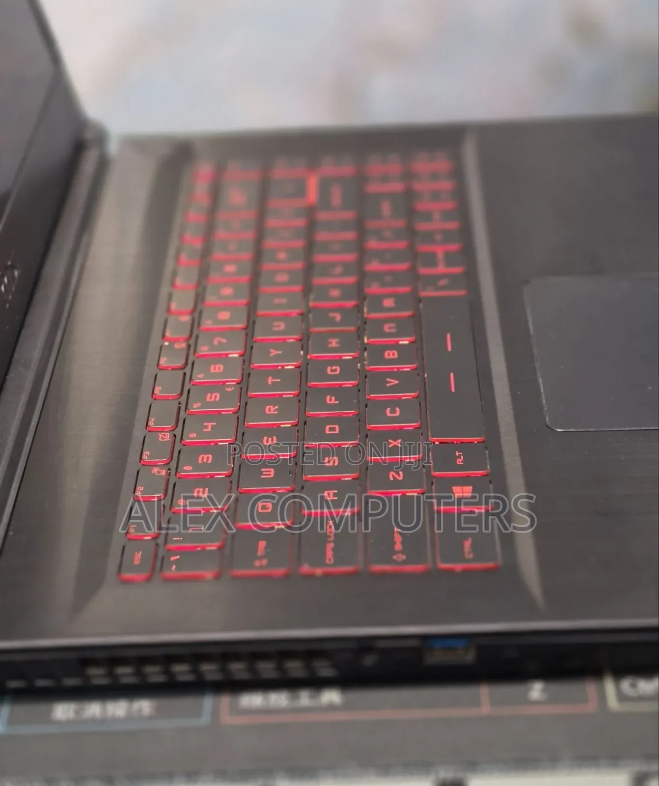 New Laptop MSI GF65 Thin 10UE 16GB Intel Core i5 SSD 512GB