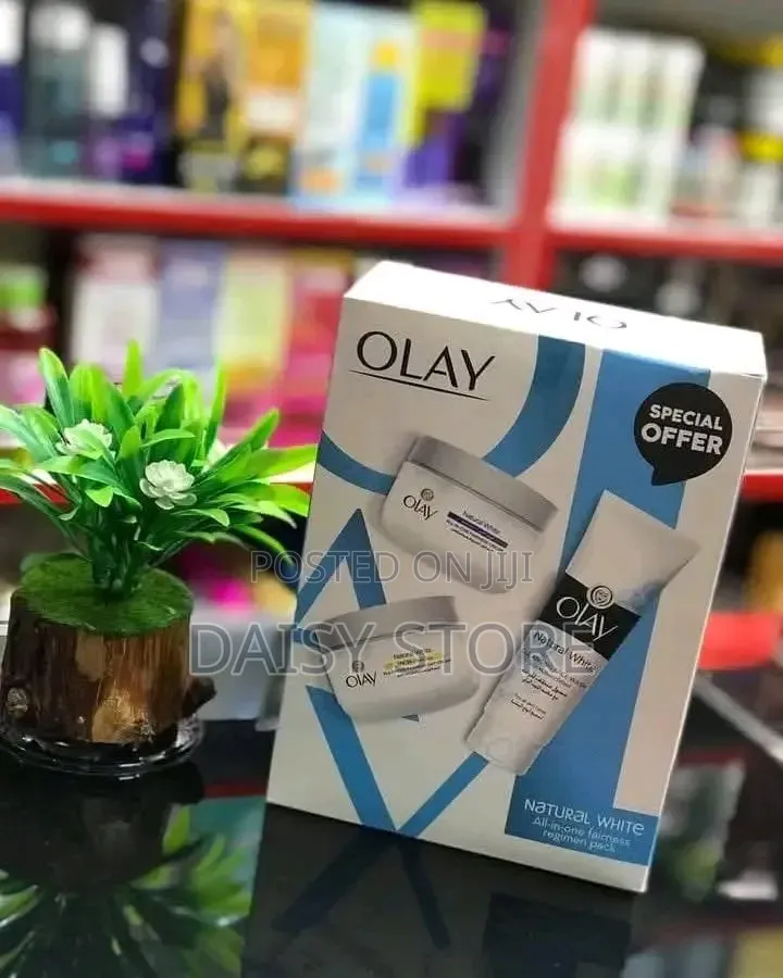 Olay Natural Aura 3-in-1 Skin Care Set (Original)