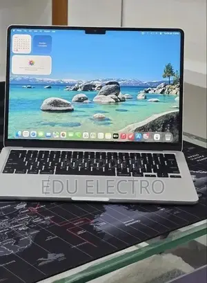 New Laptop Apple MacBook Air 2024 M3 16GB Apple M3 SSD 512GB