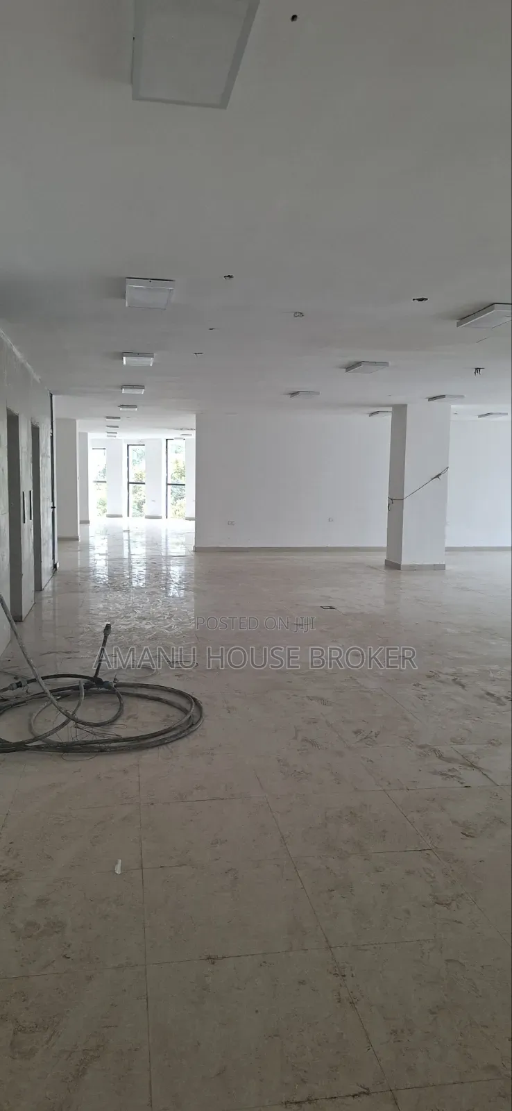 Luxury Office for Rent 1,100sqm