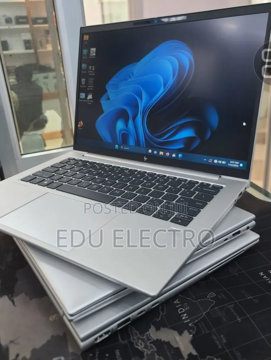 New Laptop HP EliteBook 840 G10 16GB Intel Core i7 SSD 512GB