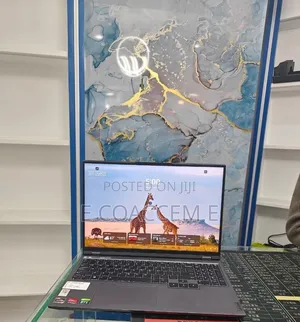 New Laptop Lenovo 16GB AMD Ryzen 7 SSD 512GB