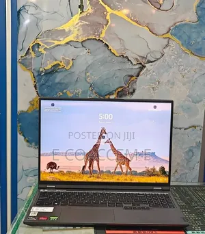 New Laptop Lenovo 16GB AMD Ryzen 7 SSD 512GB