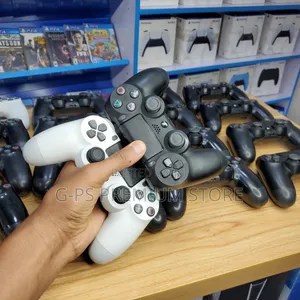 PS4 Sony Europe Used + Original Joystick