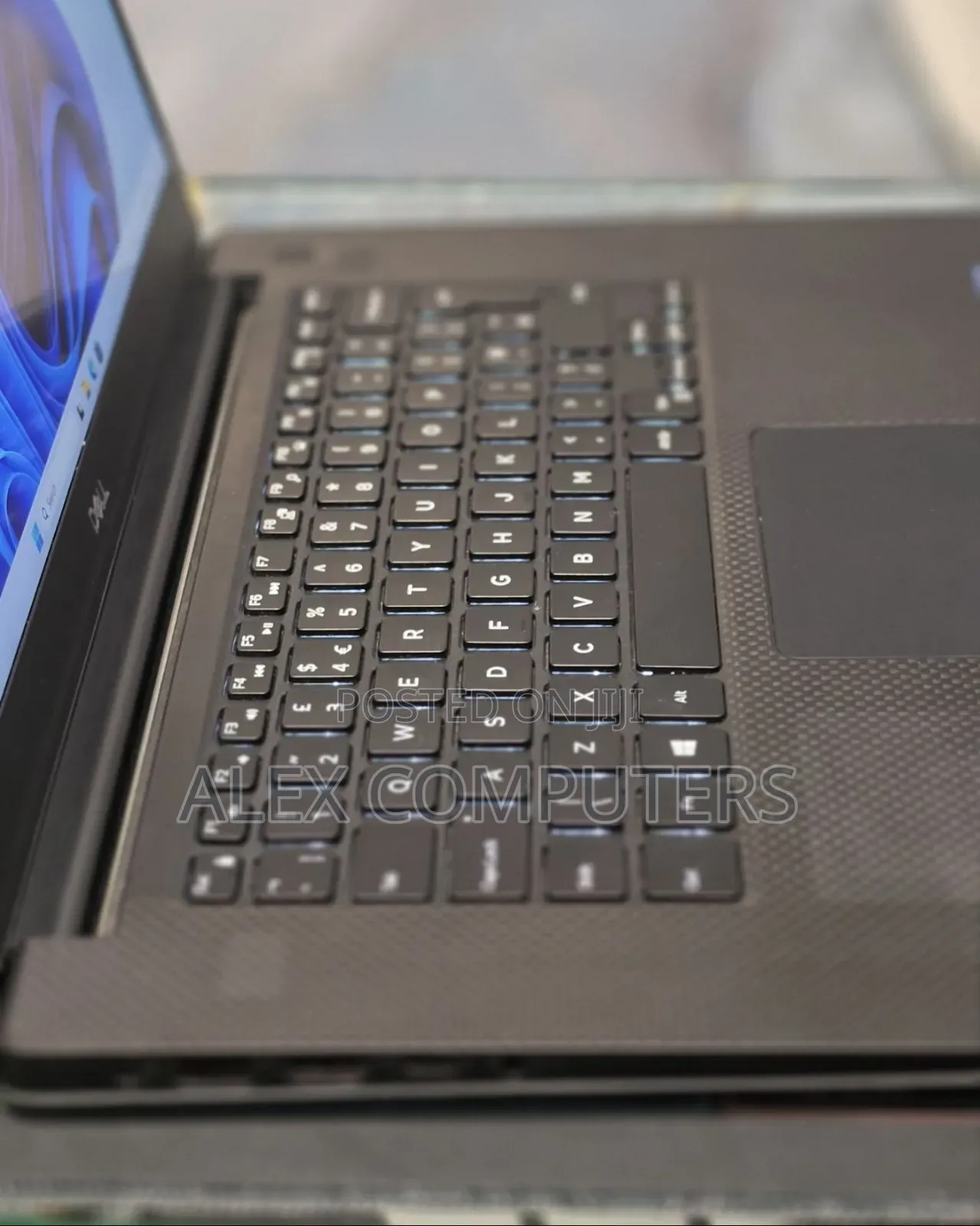 New Laptop Dell XPS 15 16GB Intel Core i5 SSD 512GB