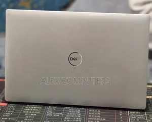 New Laptop Dell XPS 15 16GB Intel Core i5 SSD 512GB