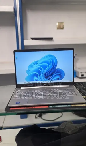 New Laptop HP Stream Notebook 8GB Intel Core i5 SSD 128GB
