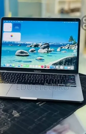 New Laptop Apple MacBook Pro 2023 M2 8GB Apple M2 SSD 512GB