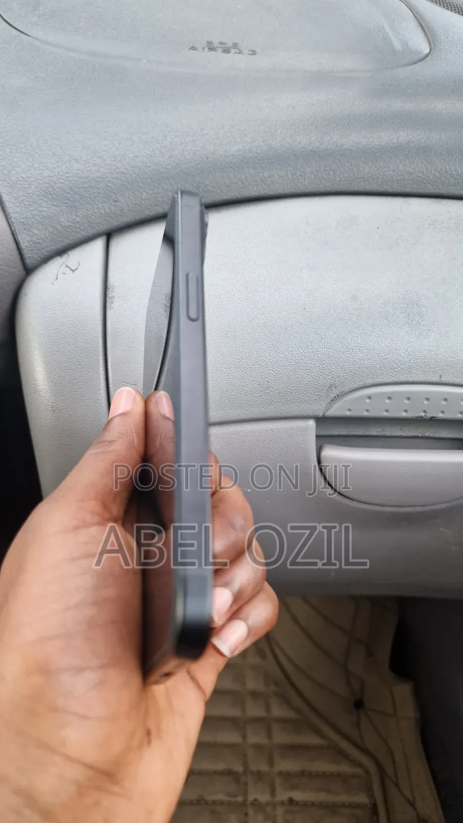 New Apple iPhone 15 128 GB Black