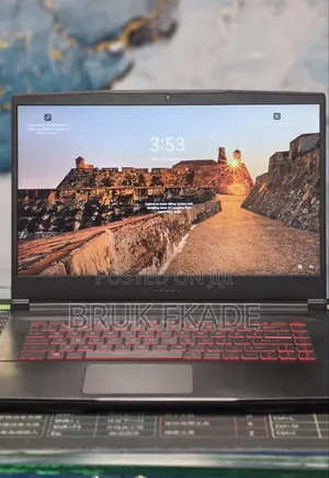New Laptop MSI GF63 16GB Intel Core i5 SSD 512GB