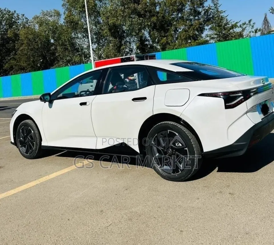 Toyota bZ3 2024 White