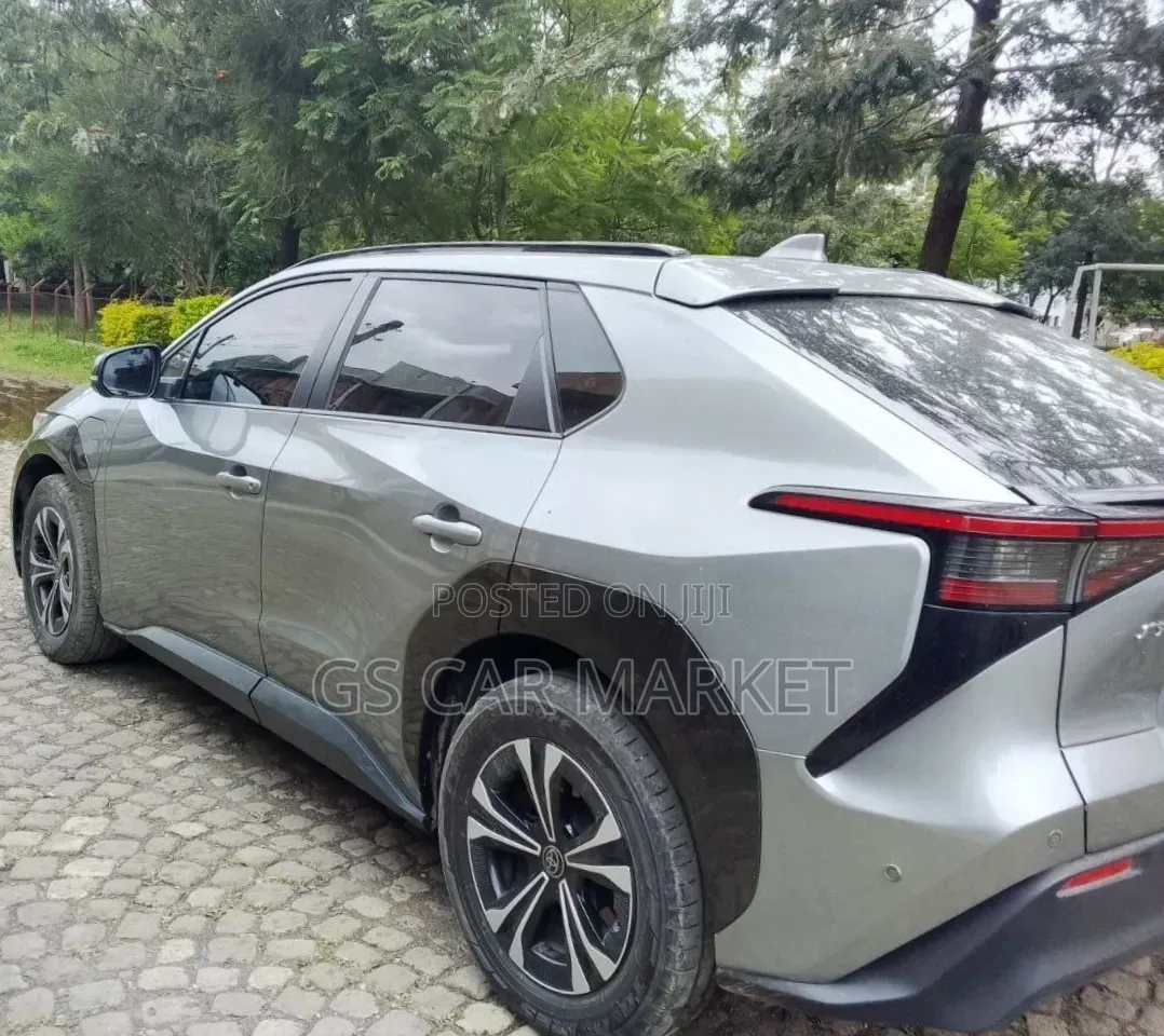 Toyota bZ4X 2022 Gray