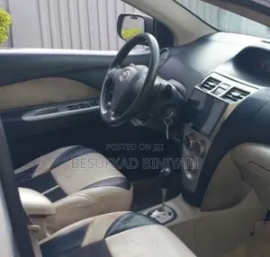 Toyota Belta 2006